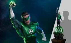 PRE-ORDER Green Lantern Premium Format™ Figure 11 PRE-ORDER Green Lantern Premium Format™ Figure -Model Figures 300762 feature