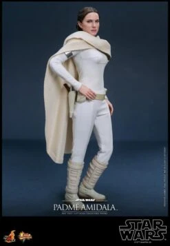 Star Wars: Attack Of The Clones MMS678 Padme Amidala 1/6th Scale Collectible Figure -Model Figures 3c3b68d1 ff72 4dbf ae5e 15228c970118