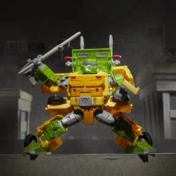 PRE-ORDER Transformers Collaborative Teenage Mutant Ninja Turtles X Transformers Party Wallop -Model Figures 3c41041f 364d 49ac 9f42 80a0454781ac
