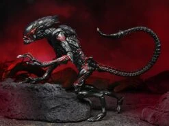 7″ NECA Scale Action Figure – Kenner Tribute Ultimate Night Cougar Alien -Model Figures 7e85cbce 3e36 4d31 9f14 33dbc9fee553