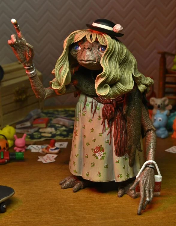 NECA E.T. 40th Anniversary Ultimate Dress Up E.T. 9 NECA E.T. 40th Anniversary Ultimate Dress Up E.T. - Image 7