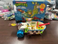 TMNT Leo's Jolly Turtle Tubboat -Model Figures IMG 7420