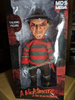 A Nightmare On Elm Street Freddy Krueger Mega Scale Talking Action Figure -Model Figures R 83f9bcab 6555 4605 b2fb 7c1c583cca5a