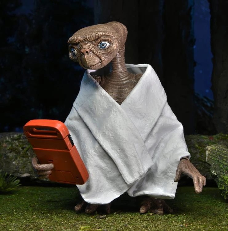 NECA E.T. 40th Anniversary Ultimate E.T. Figure 14 NECA E.T. 40th Anniversary Ultimate E.T. Figure - Image 12
