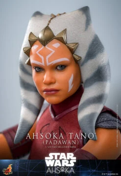 PRE-ORDER Ahsoka Tano™ (Padawan) Sixth Scale Figure -Model Figures ahsoka tano padawan star wars gallery 65d8c5428f930