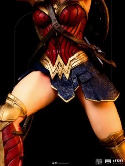 Zack Snyder's Justice League Wonder Woman 1/10 Art Scale Limited Edition Statue -Model Figures ec122e35 4713 486b a40f ac3a1b9b138f