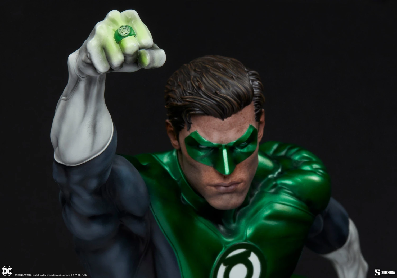 PRE-ORDER Green Lantern Premium Format™ Figure 4 PRE-ORDER Green Lantern Premium Format™ Figure - Image 2